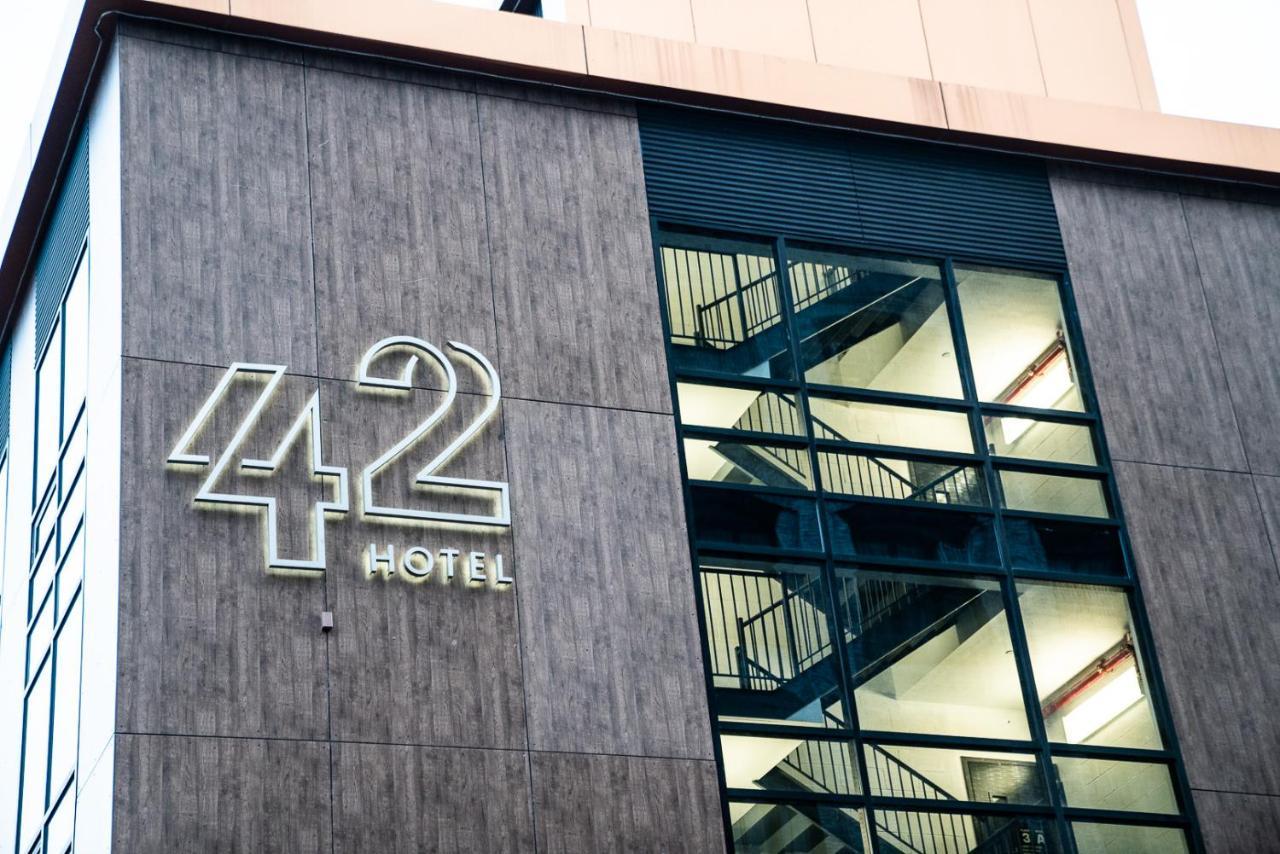 42 Hotel Williamsburg New York Exterior photo